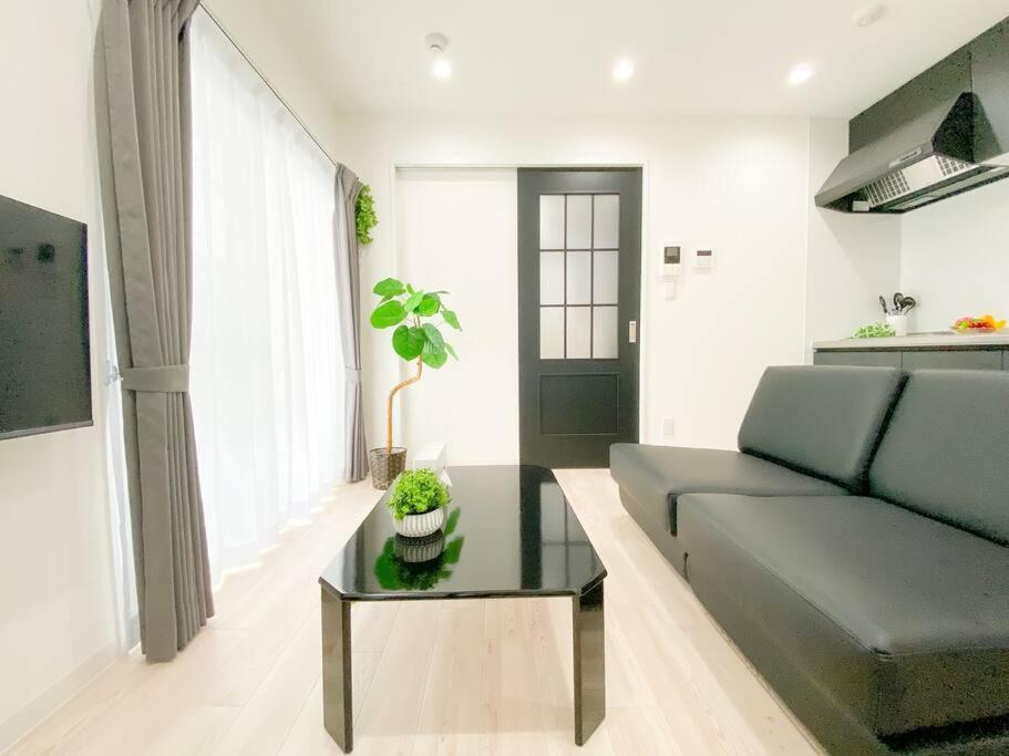 Residential Hotel Glitter Usjまで1駅5分 Οσάκα Δωμάτιο φωτογραφία